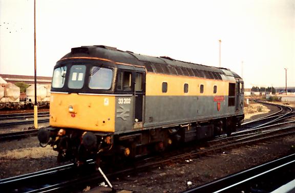 33202e